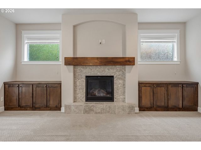8129 Se 145TH Ct, Portland, OR 97236
