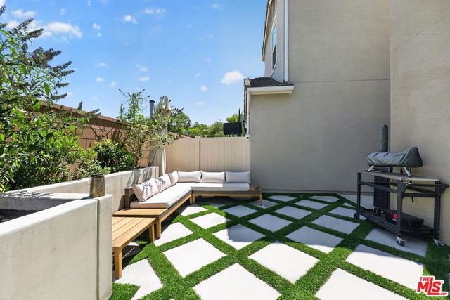 4092 Spring Haven Lane, Corona, CA 92883