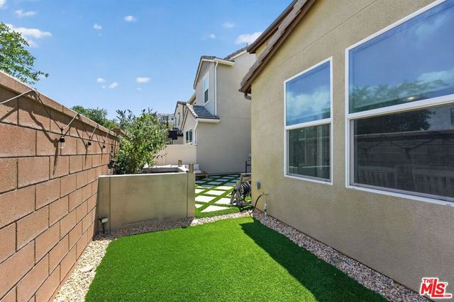 4092 Spring Haven Lane, Corona, CA 92883