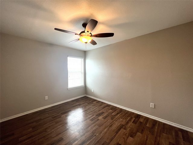 9748 Sparrow Hawk Lane, Fort Worth, TX 76108