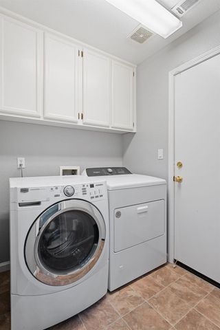 1408 Santander Ct, Davis, CA 95618