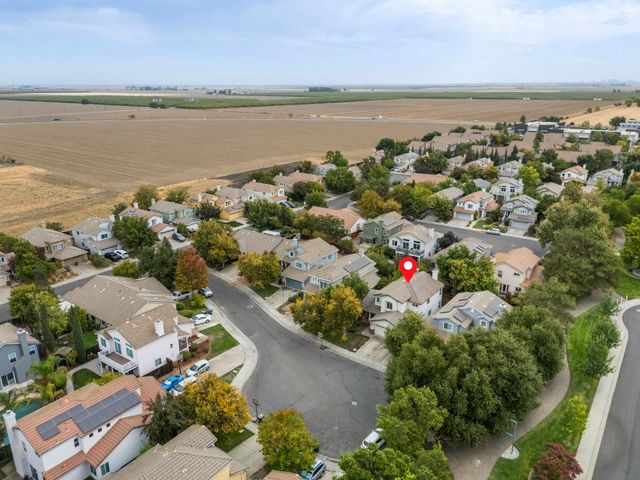 1408 Santander Ct, Davis, CA 95618