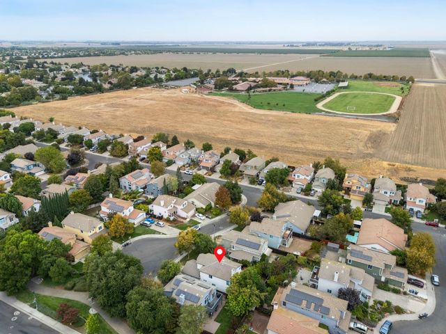 1408 Santander Ct, Davis, CA 95618