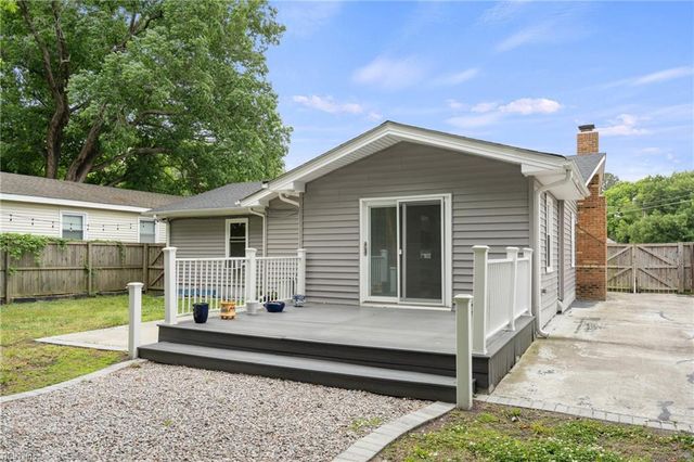 902 Annette ST, Chesapeake, VA 23324