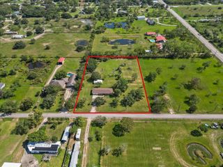 905 28th Street, Dickinson, TX 77539