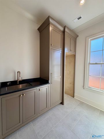 14 Eddy Street NW, Huntsville, AL 35806