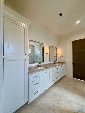 14 Eddy Street NW, Huntsville, AL 35806