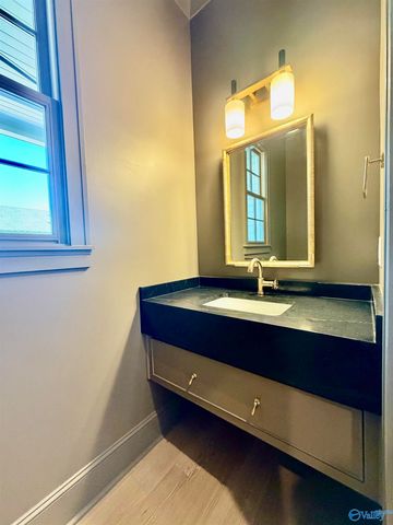 14 Eddy Street NW, Huntsville, AL 35806