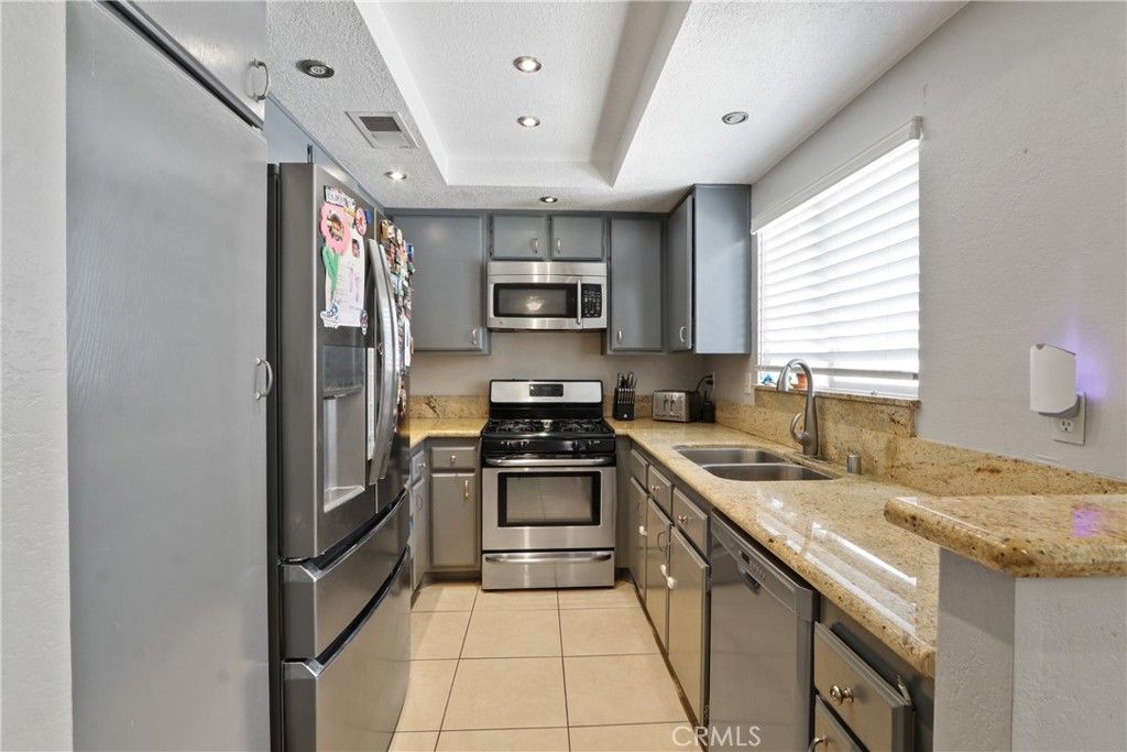 10373 E Briar Oaks Drive A, Stanton, CA 90680 — photo 3