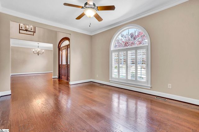 217 St Andrew Boulevard, Campobello, SC 29322