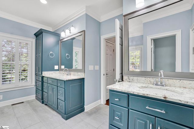 217 St Andrew Boulevard, Campobello, SC 29322