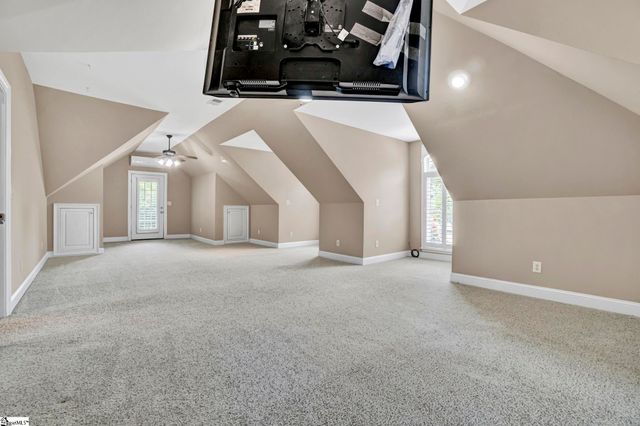 217 St Andrew Boulevard, Campobello, SC 29322