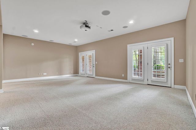 217 St Andrew Boulevard, Campobello, SC 29322