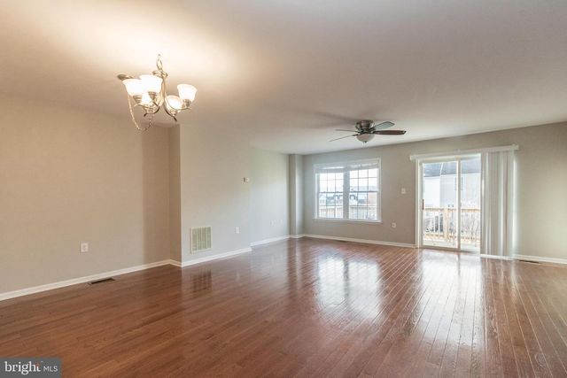 17 EFFIE LN, Martinsburg, WV 25404