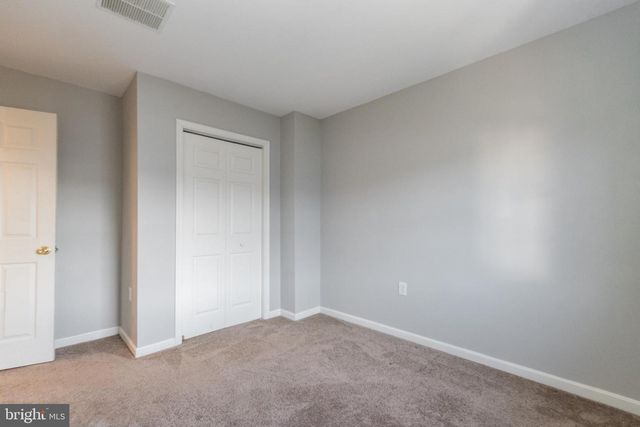 17 EFFIE LN, Martinsburg, WV 25404