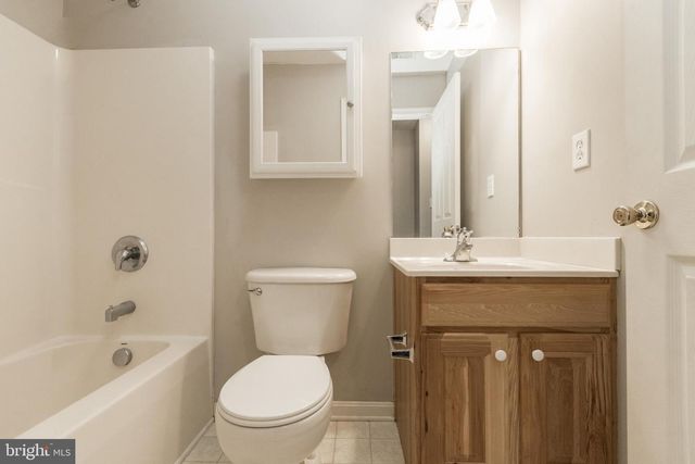 17 EFFIE LN, Martinsburg, WV 25404