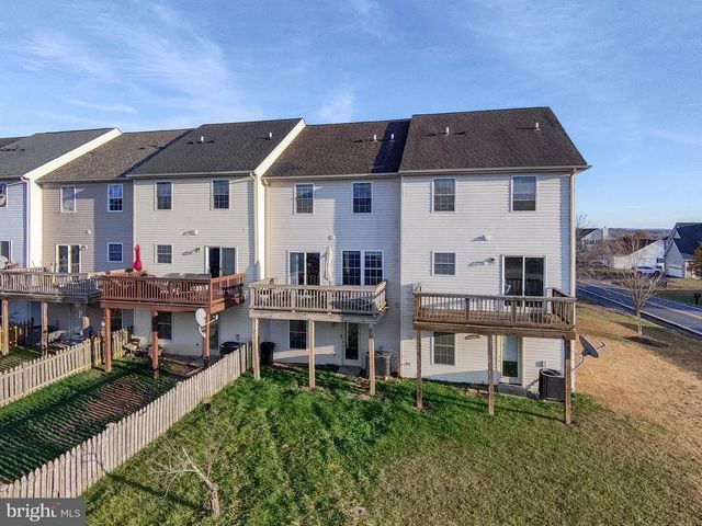 17 EFFIE LN, Martinsburg, WV 25404