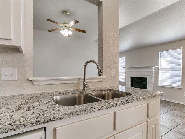 644 NW 20th Street, Moore, OK 73160