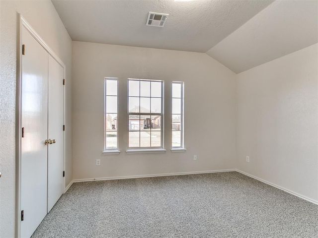 644 NW 20th Street, Moore, OK 73160