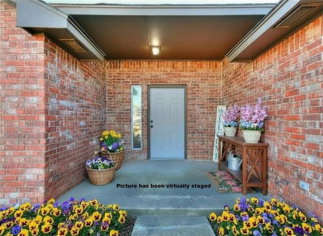 644 NW 20th Street, Moore, OK 73160