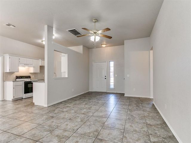 644 NW 20th Street, Moore, OK 73160