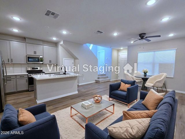 740 E LARK Street 102, Gilbert, AZ 85297