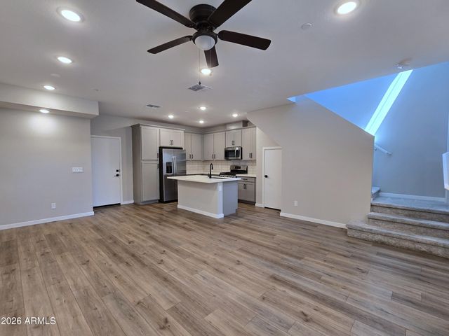 740 E LARK Street 102, Gilbert, AZ 85297