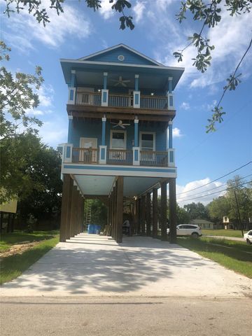1101 4th Street, Seabrook, TX 77586