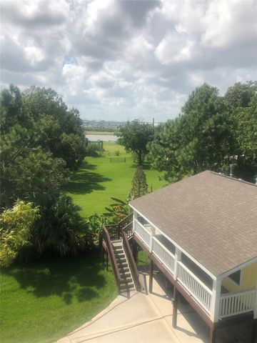 1101 4th Street, Seabrook, TX 77586