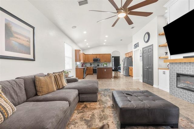 14373 WAKE ROBIN DRIVE, Brooksville, FL 34604