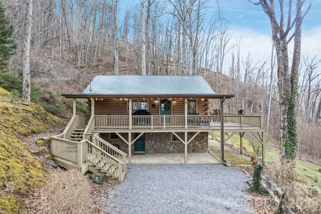 10 Zenith Drive, Waynesville, NC 28785