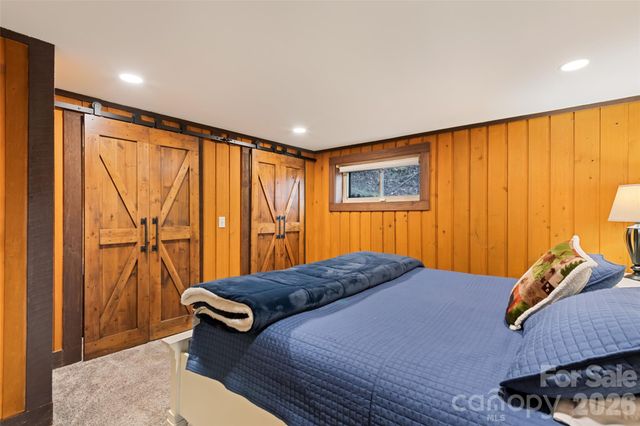 10 Zenith Drive, Waynesville, NC 28785