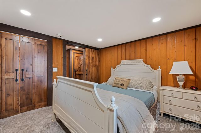 10 Zenith Drive, Waynesville, NC 28785