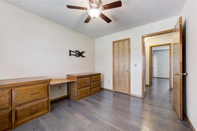 140 Oak Tree Lane, Midwest City, OK 73130