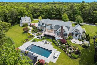 195 Bunker Hill Road, Osterville, MA 02655