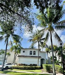 3016 NE 210th Street, Aventura, FL 33180
