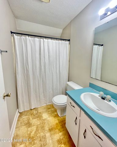 101 Southridge Drive, Greenville, NC 27858