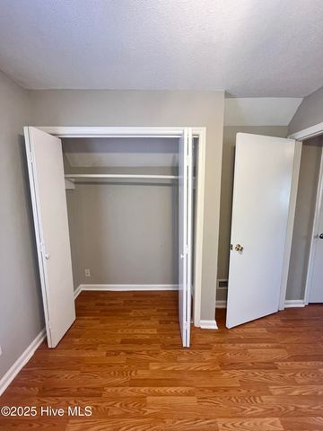 101 Southridge Drive, Greenville, NC 27858