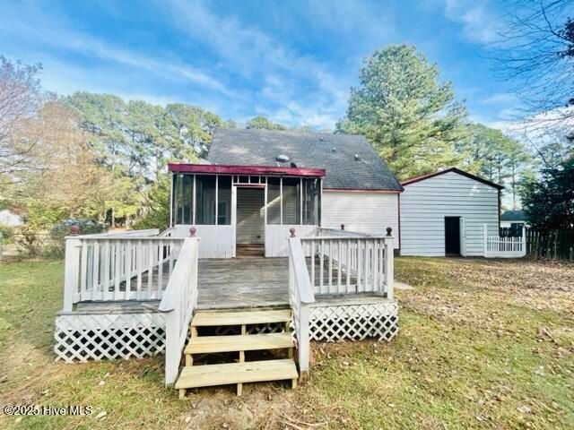 101 Southridge Drive, Greenville, NC 27858