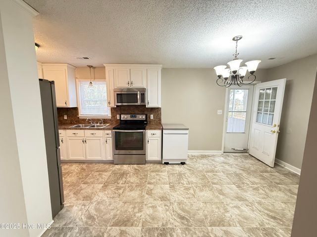 101 Southridge Drive, Greenville, NC 27858