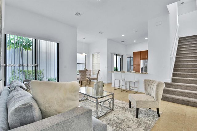 8354 NW 39th Ct 8354, Cooper City, FL 33024