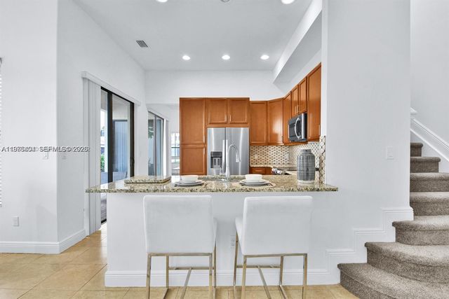 8354 NW 39th Ct 8354, Cooper City, FL 33024