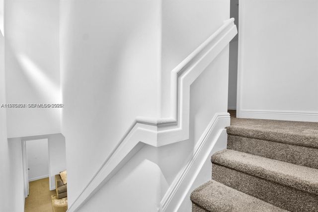 8354 NW 39th Ct 8354, Cooper City, FL 33024