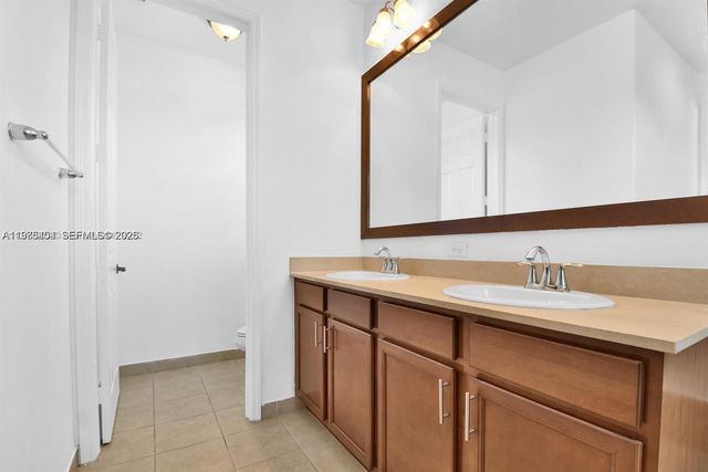 8354 NW 39th Ct 8354, Cooper City, FL 33024