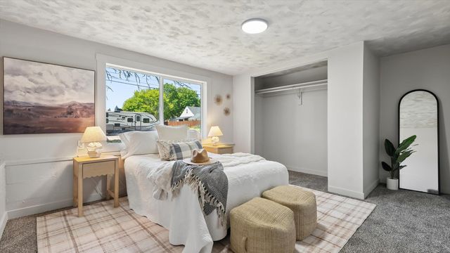 4027 N Post St, Spokane, WA 99205