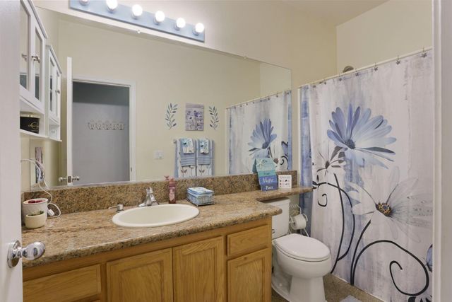 2813 Etcheverry Dr, Stockton, CA 95212