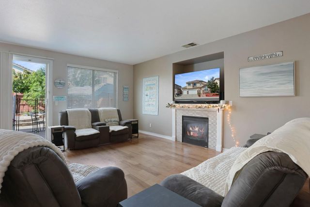 2813 Etcheverry Dr, Stockton, CA 95212