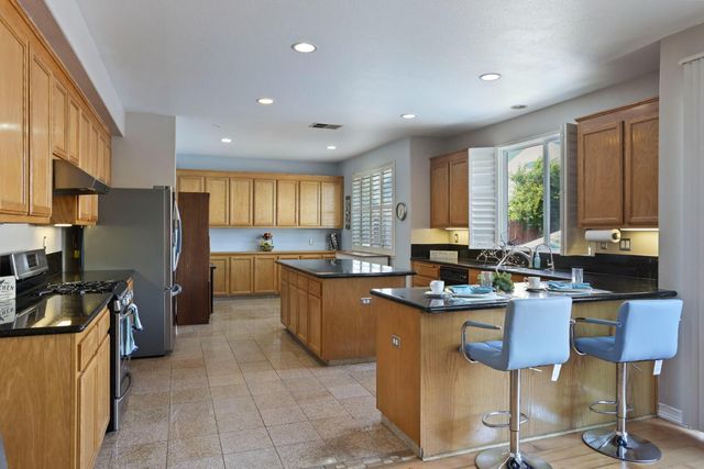 2813 Etcheverry Dr, Stockton, CA 95212