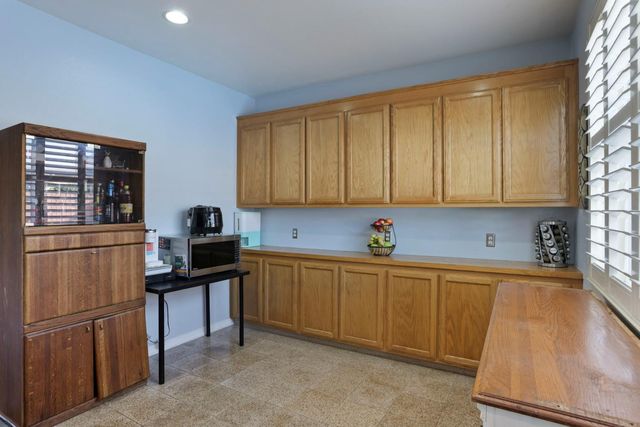 2813 Etcheverry Dr, Stockton, CA 95212