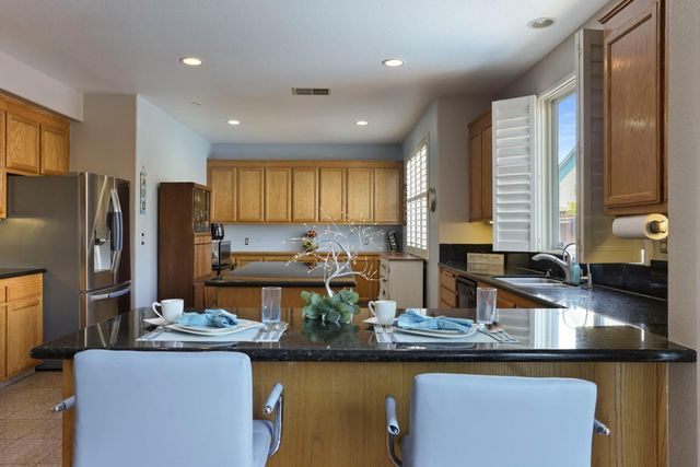 2813 Etcheverry Dr, Stockton, CA 95212